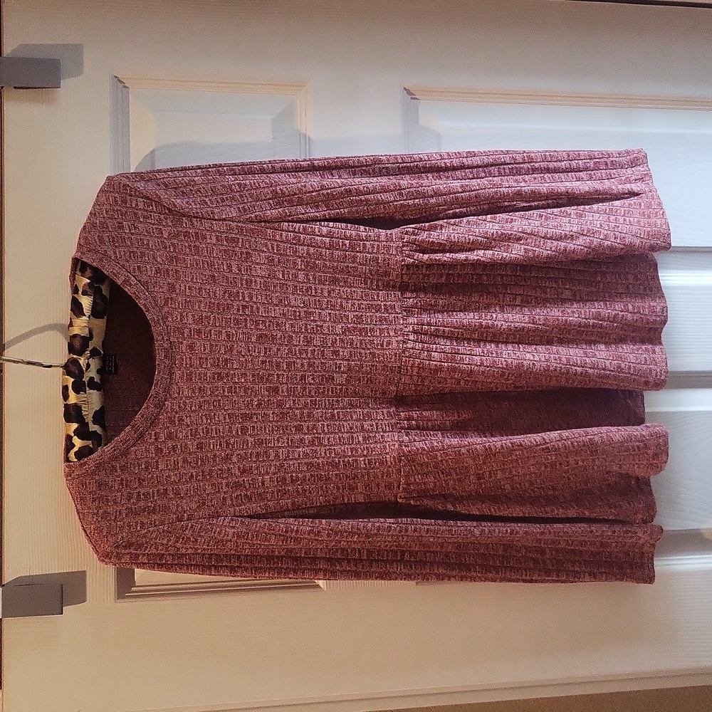 SHEIN Rust color top. Size small.
